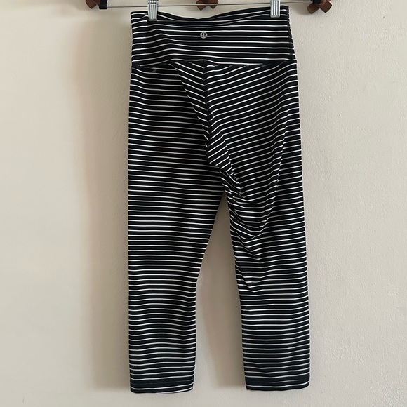 Three Lululemon pants Size 6 bundle - Picture 7 of 11